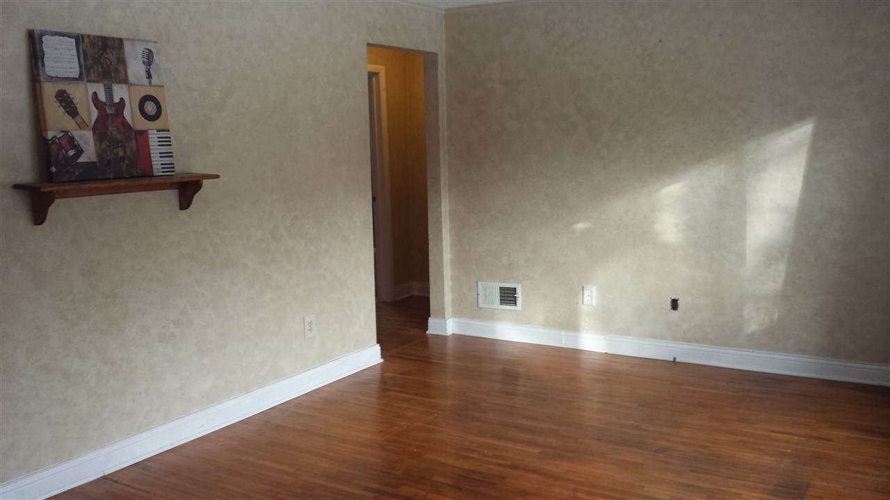 518 S Hadley Rd, Fort Wayne, IN 46804 photo 4