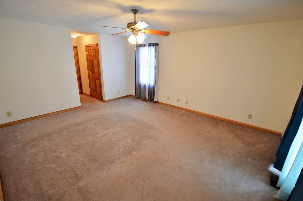 12123 W 625 N, Monticello, IN 47960 photo 11