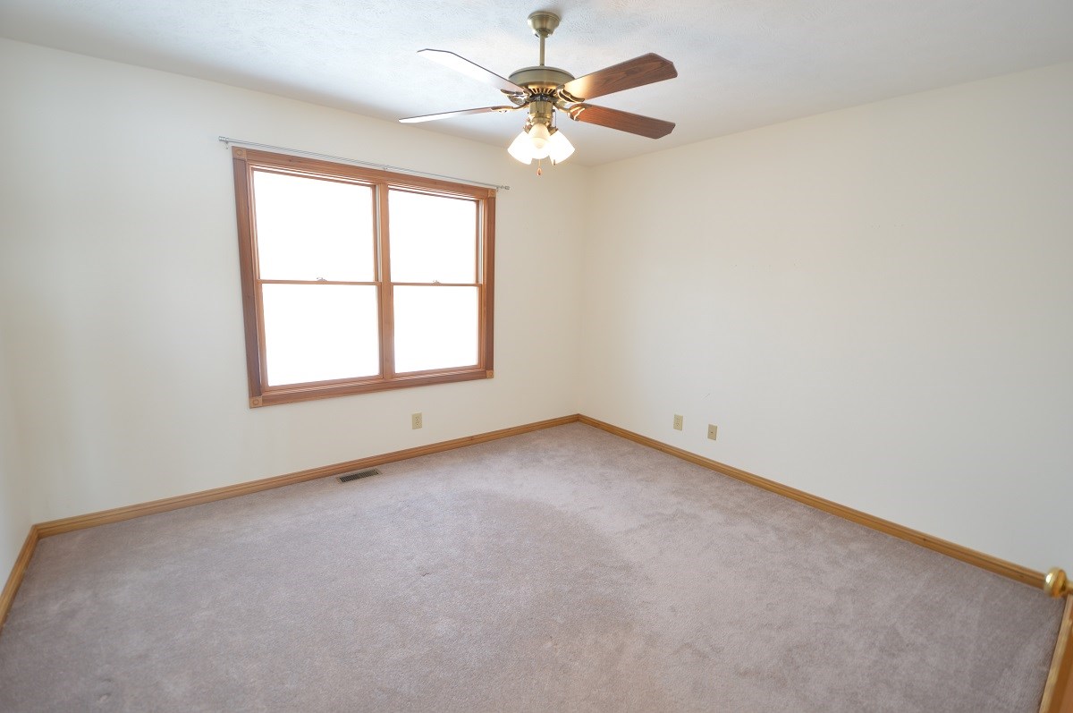 12123 W 625 N, Monticello, IN 47960 photo 15