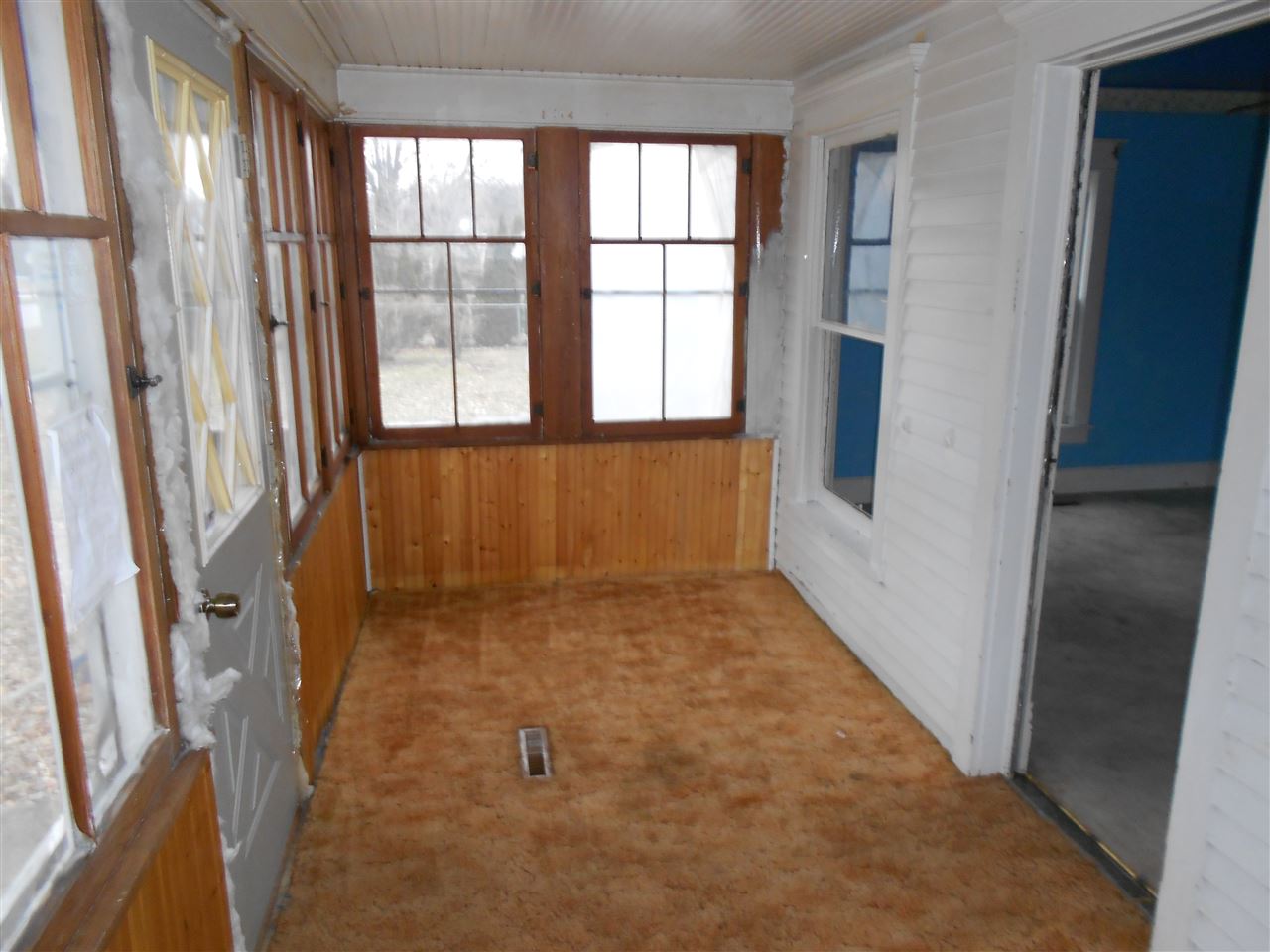 306 Maple St, Bristol, IN 46507 photo 4