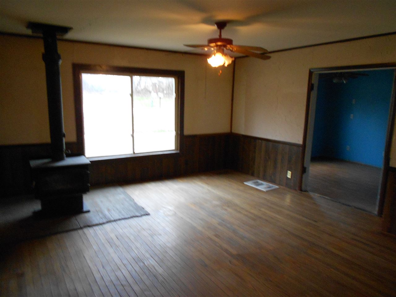 213 W Main St, Larwill, IN 46764 photo 6