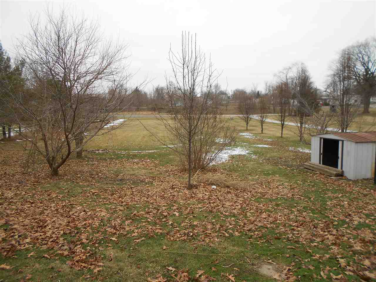 213 W Main St, Larwill, IN 46764 photo 2
