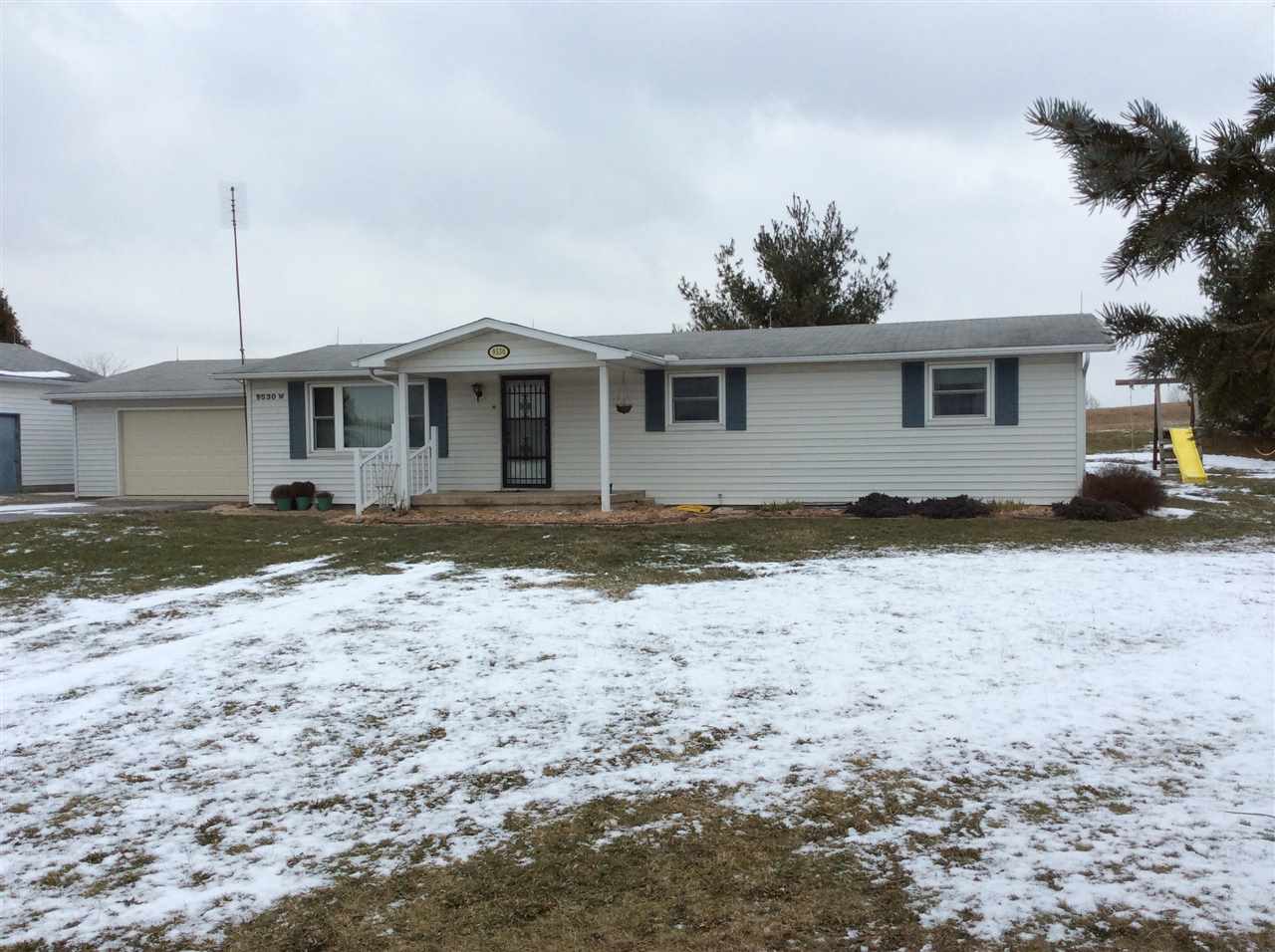 9530 W 300 S, South Whitley, IN 46787 photo 1