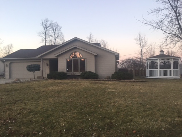 418 Greenwood Trl, Ossian, IN 46777 photo 1