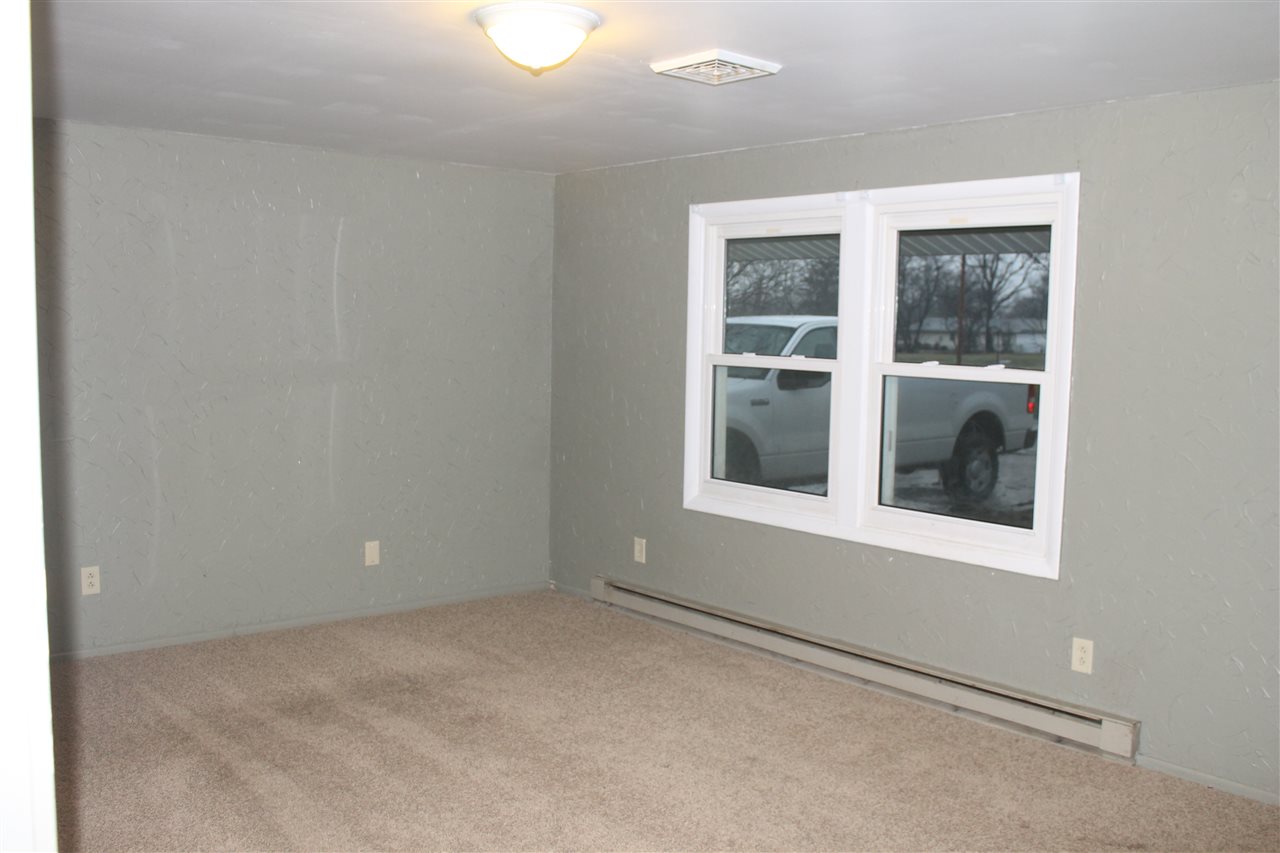 308 Ley St, Avilla, IN 46710 photo 5