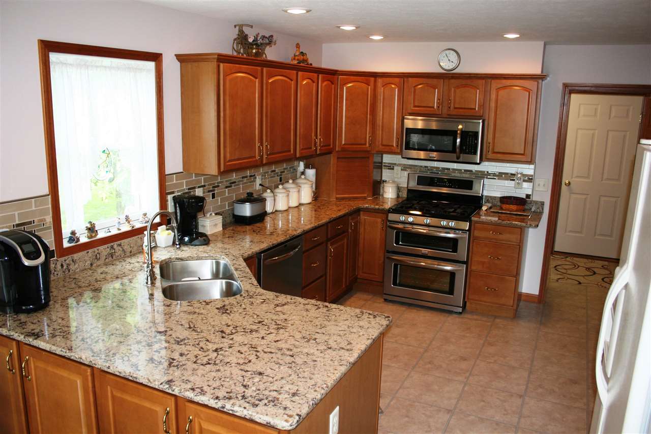 1110 S 525 E, Lagrange, IN 46761 photo 13