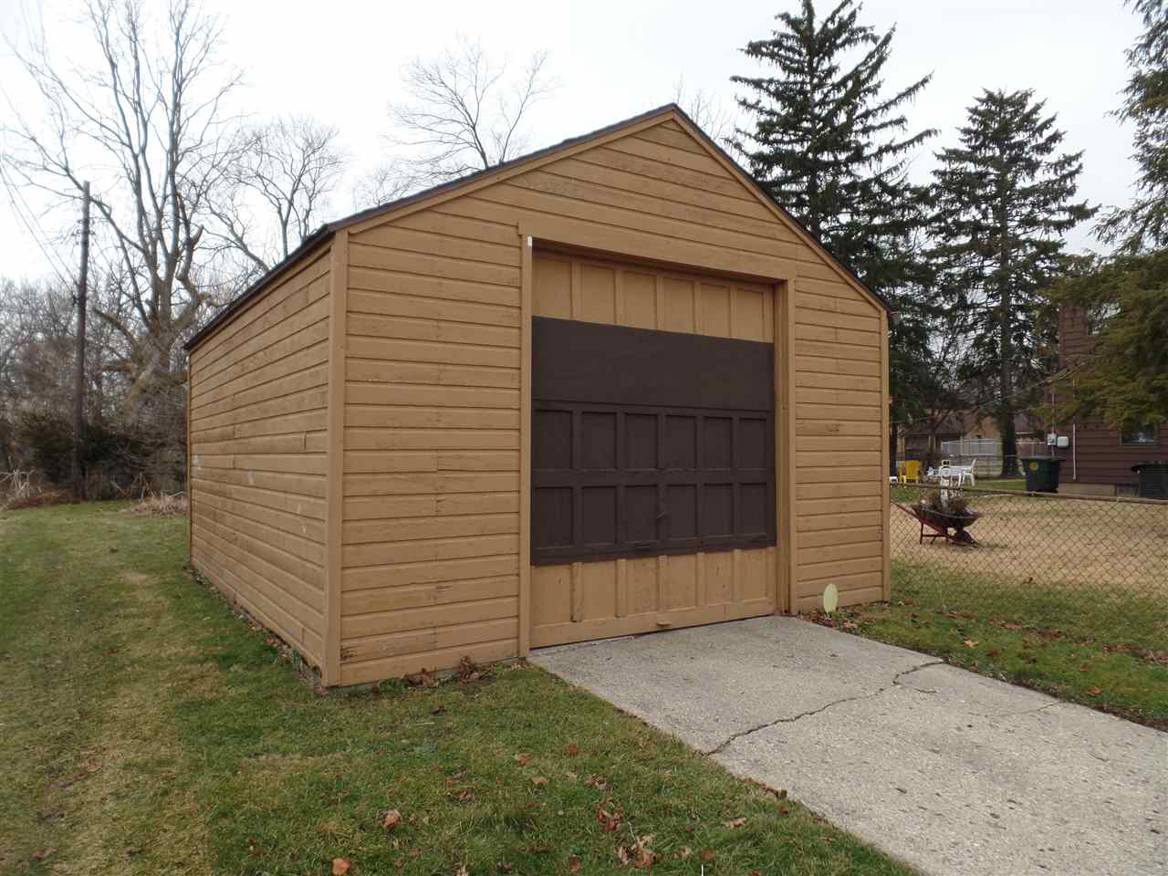 1160 Eclipse Pl, South Bend, IN 46628 photo 25