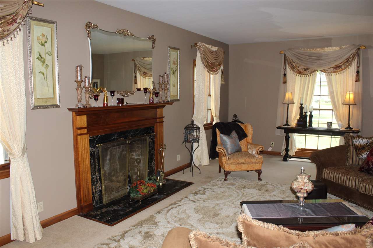 728 S Michigan St, Plymouth, IN 46563 photo 9