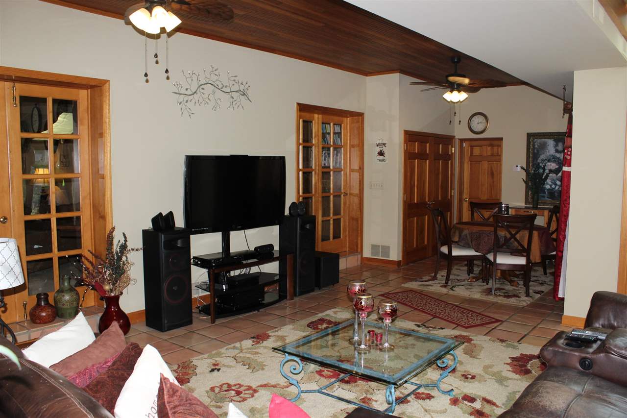 728 S Michigan St, Plymouth, IN 46563 photo 7