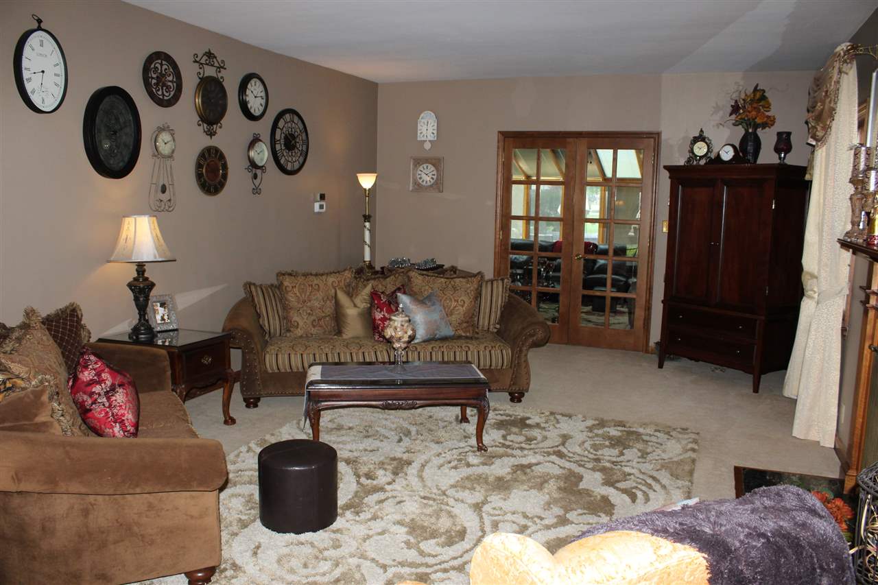 728 S Michigan St, Plymouth, IN 46563 photo 10