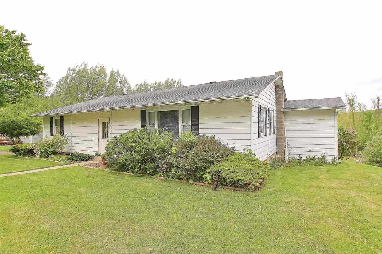4225 E 275 S, Lagrange, IN 46761 photo 1