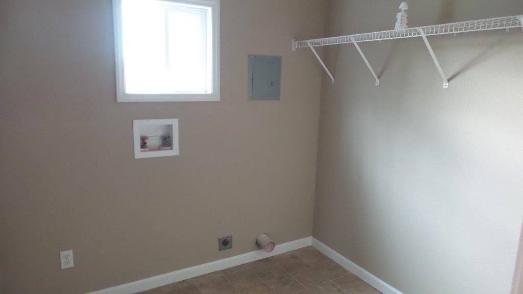 7 Daviess Dr, Washington, IN 47501 photo 13