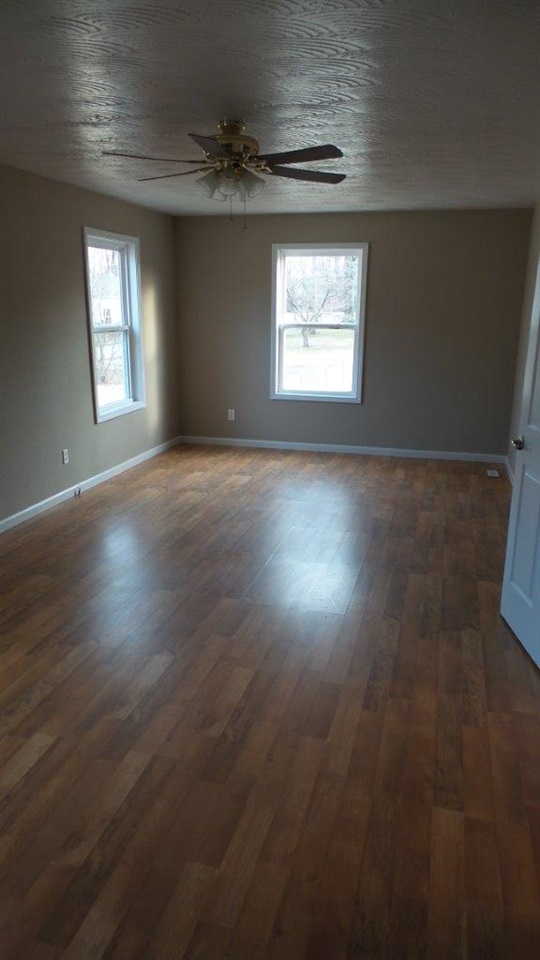 7 Daviess Dr, Washington, IN 47501 photo 6