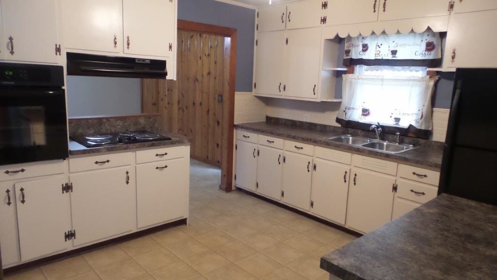 7 Daviess Dr, Washington, IN 47501 photo 5