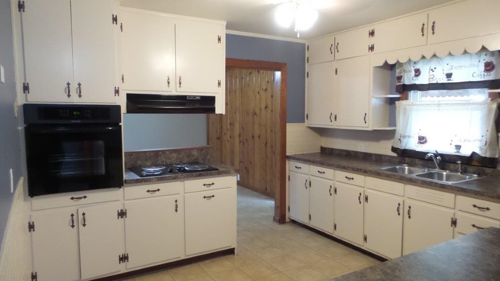 7 Daviess Dr, Washington, IN 47501 photo 4