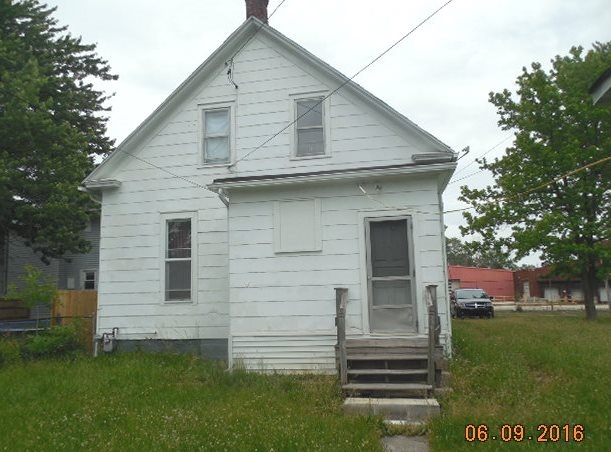 2614 Winter St, Fort Wayne, IN 46806 photo 4