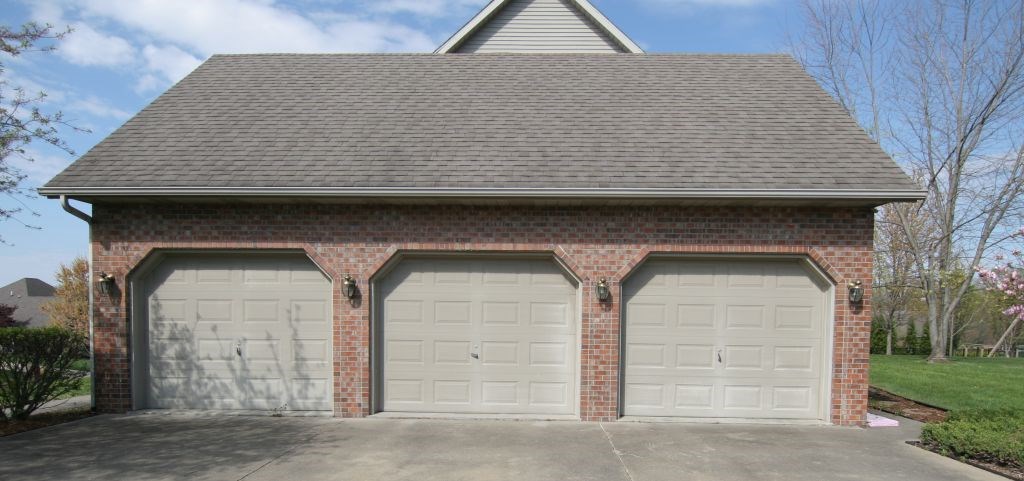 4 Brownstone Ct, Jasper, IN 47546 photo 2
