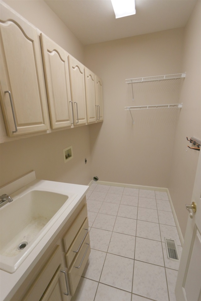 4 Brownstone Ct, Jasper, IN 47546 photo 19