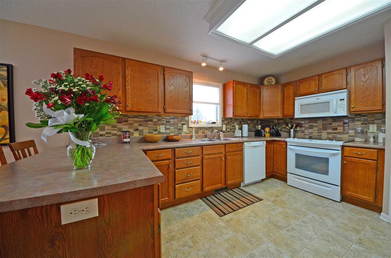 15028 Brittwood Ct, Fort Wayne, IN 46814 photo 9