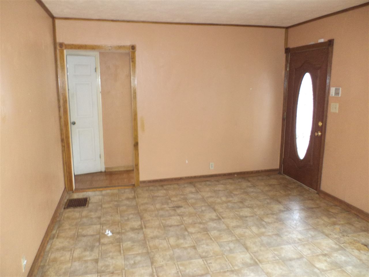 1220 Eclipse Pl, South Bend, IN 46628 photo 3