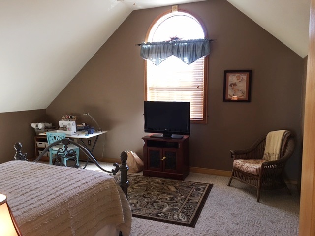 2020 E Doc Mitchell St, Bloomington, IN 47401 photo 24