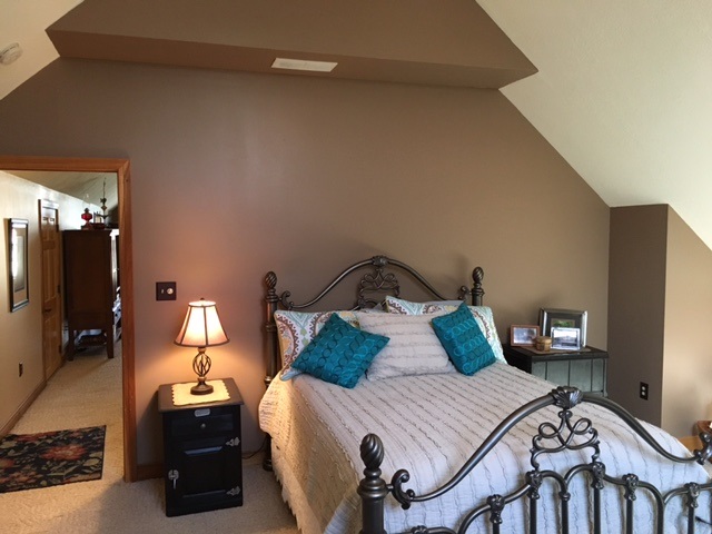 2020 E Doc Mitchell St, Bloomington, IN 47401 photo 28