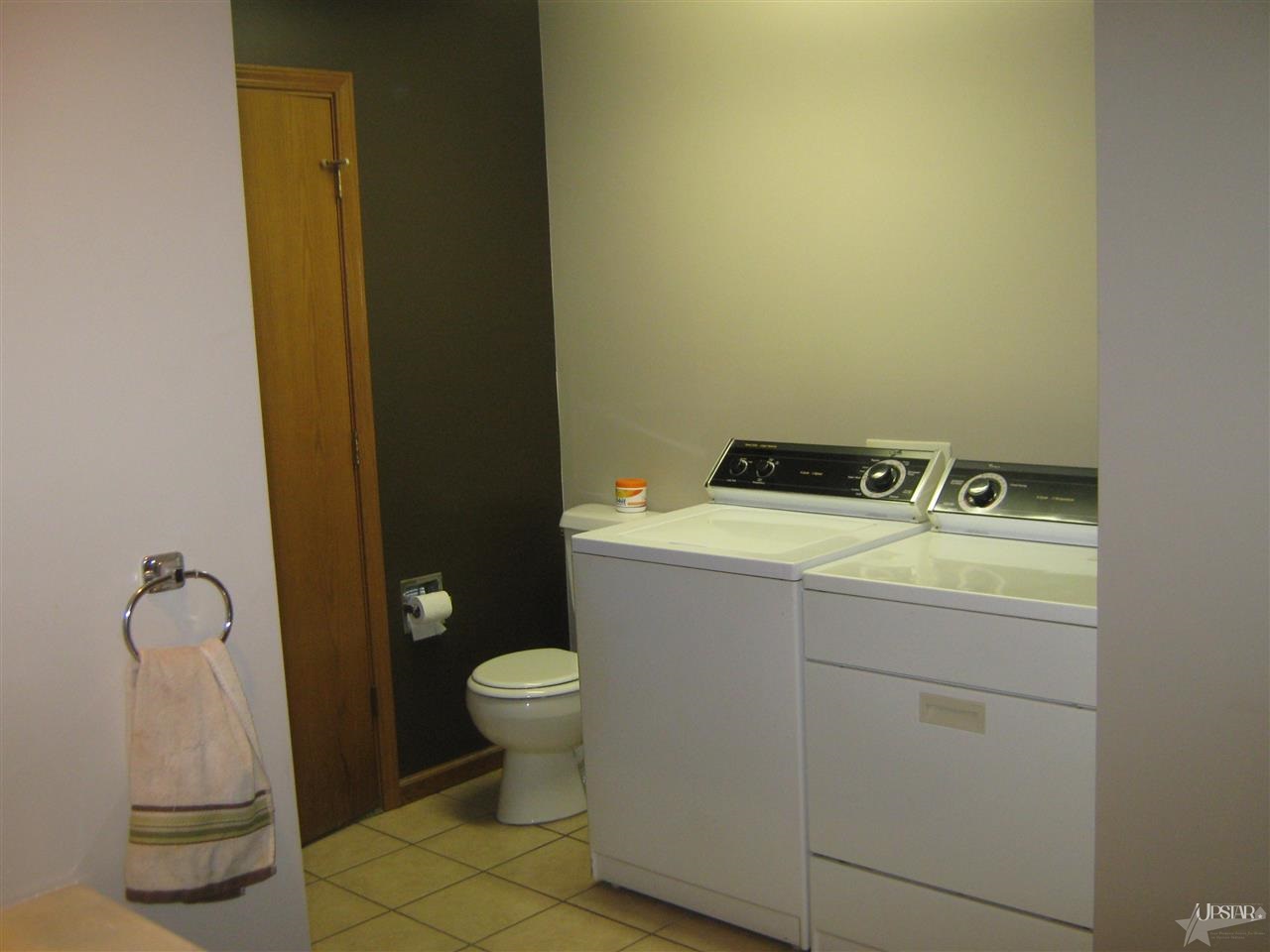 6255 S 400 E, Wolcottville, IN 46795 photo 13