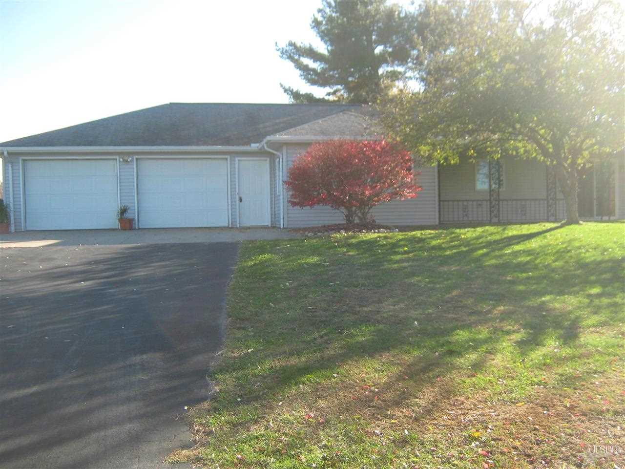 6255 S 400 E, Wolcottville, IN 46795 photo 3