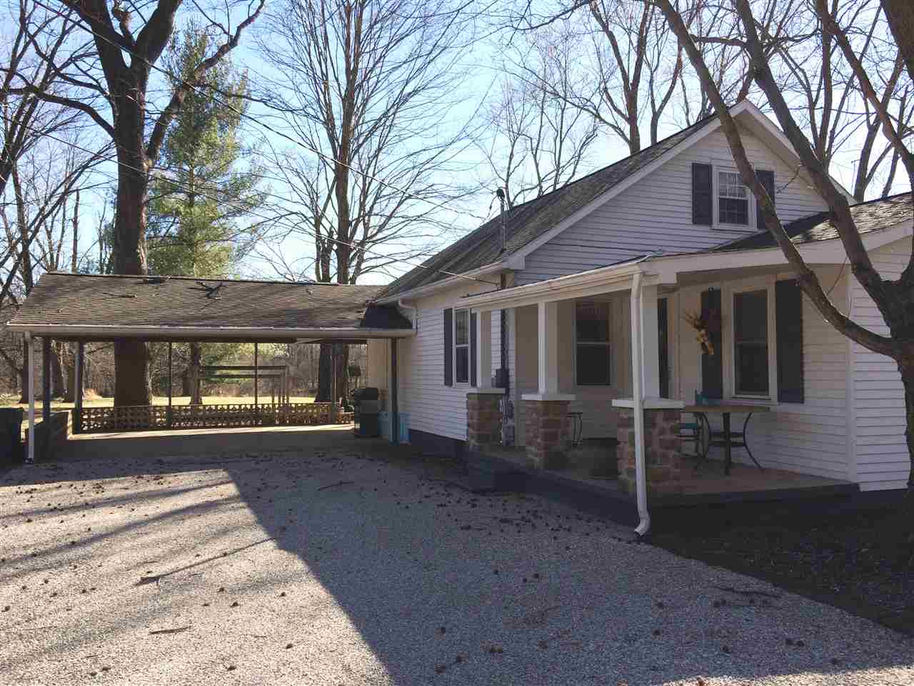 6906 Meadow Ln, Evansville, IN 47720 photo 2