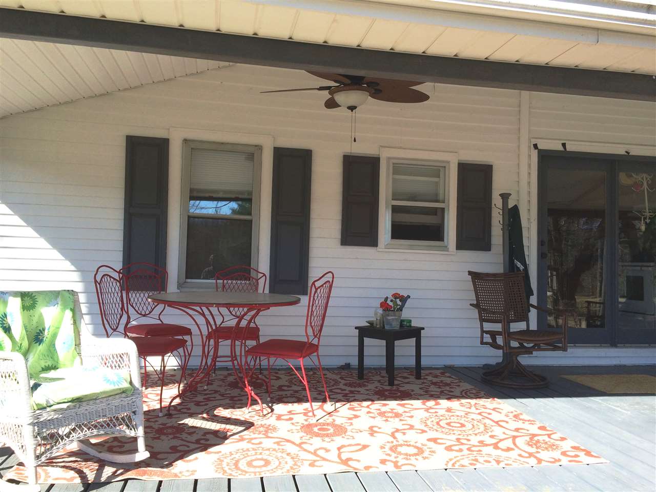 6906 Meadow Ln, Evansville, IN 47720 photo 5
