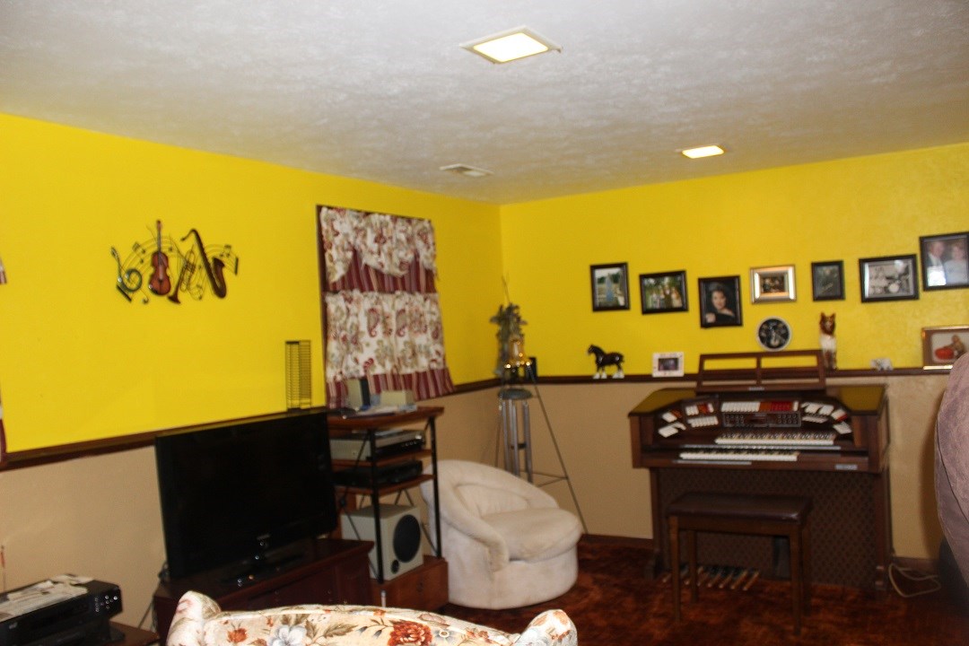 51838 Candy Ln, Granger, IN 46530 photo 12