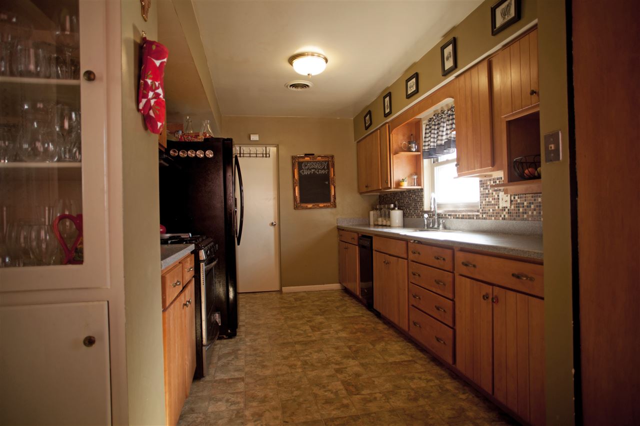  1323 E Colfax Ave, South Bend, IN 46617 photo 11
