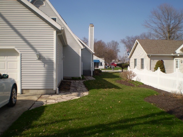 8088 E North Rd, Syracuse, IN 46567 photo 26