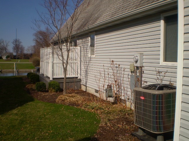 8088 E North Rd, Syracuse, IN 46567 photo 23