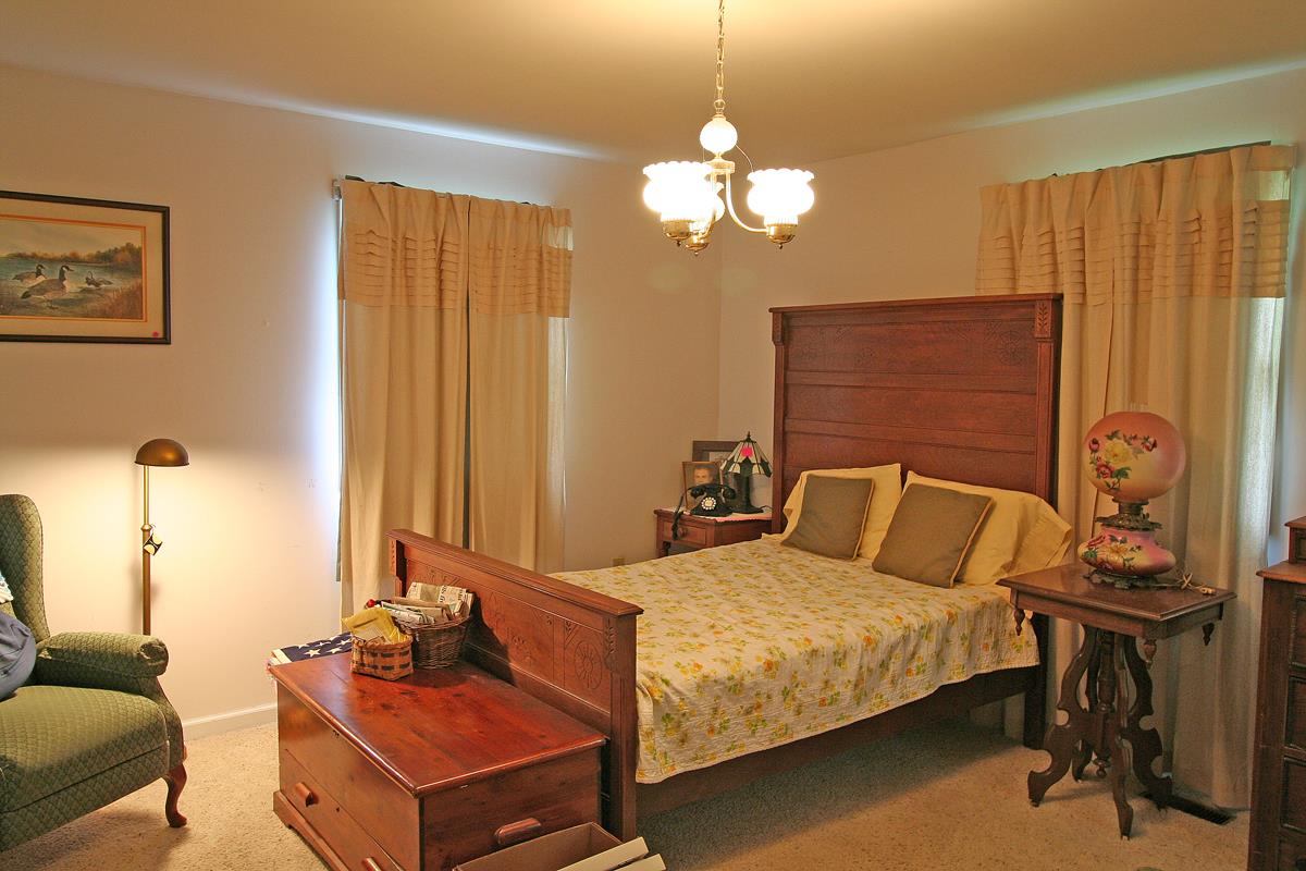 2448 N Smith Pike, Bloomington, IN 47404 photo 11