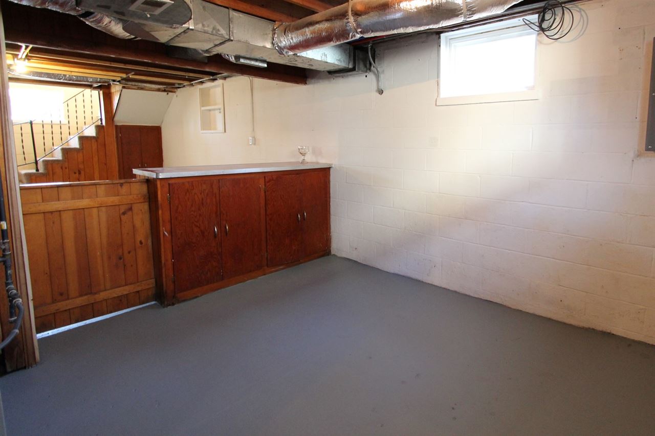 1300 N Saint Joseph Ave, Evansville, IN 47720 photo 24