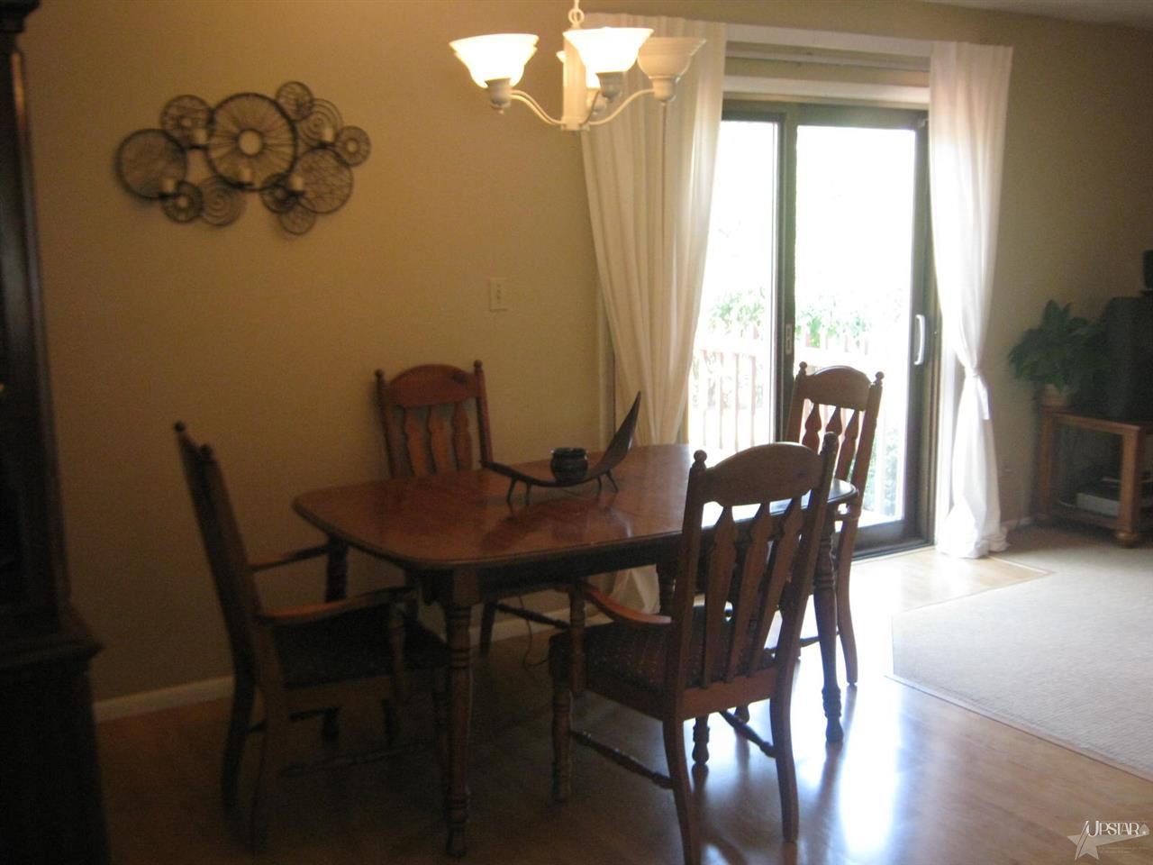 303 Hillcrest Rd, Bluffton, IN 46714 photo 9