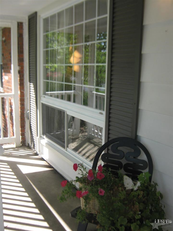 303 Hillcrest Rd, Bluffton, IN 46714 photo 3