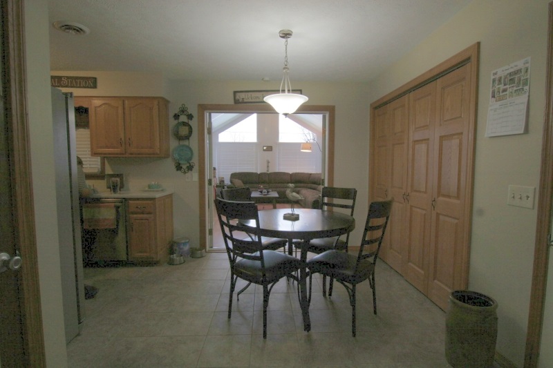 4146 Baden Strasse, Jasper, IN 47546 photo 9