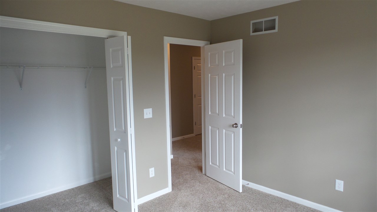 30795 Charla Ln, Osceola, IN 46561 photo 27