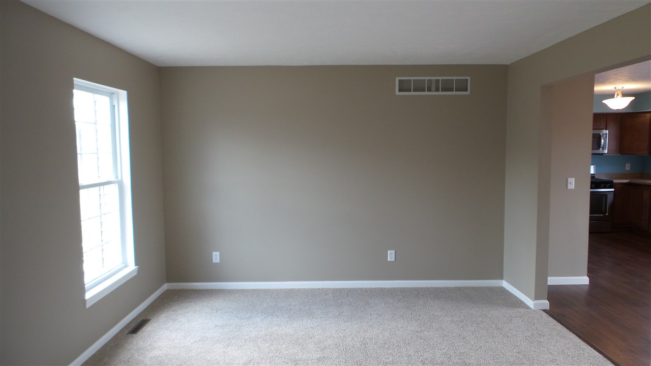 30795 Charla Ln, Osceola, IN 46561 photo 17