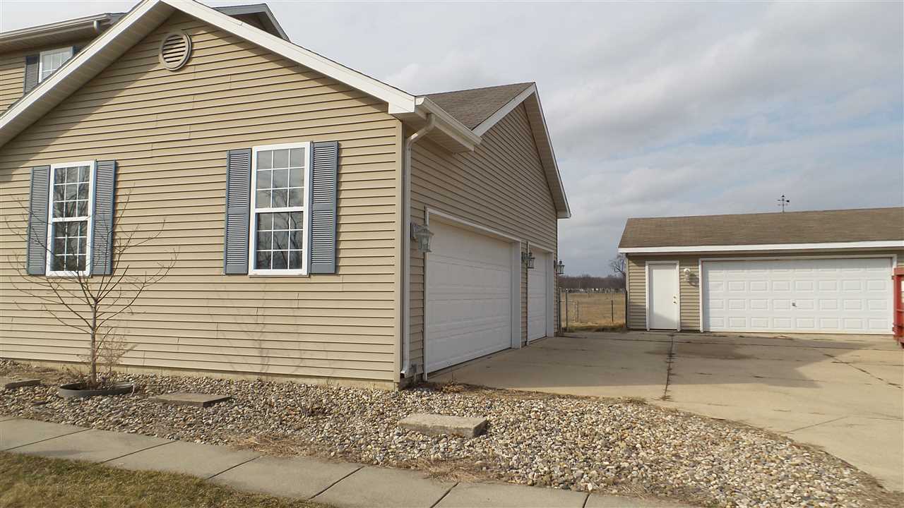 30795 Charla Ln, Osceola, IN 46561 photo 6