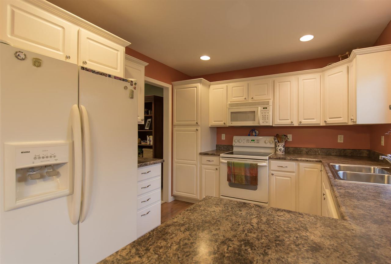 3836 E Tamarron Dr, Bloomington, IN 47408 photo 7