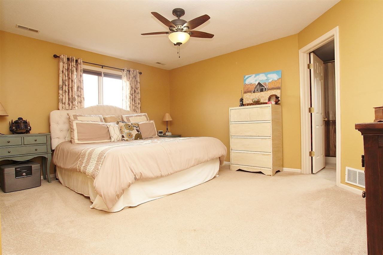 2013 Jonathan St, Kendallville, IN 46755 photo 13