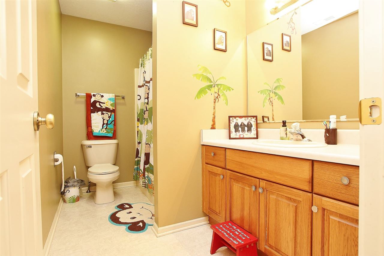 2013 Jonathan St, Kendallville, IN 46755 photo 19