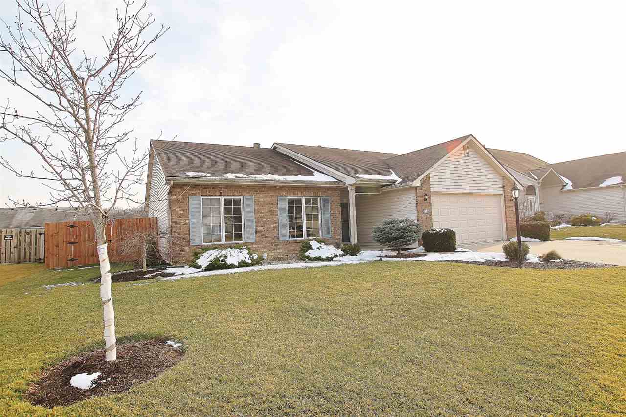 2013 Jonathan St, Kendallville, IN 46755 photo 1