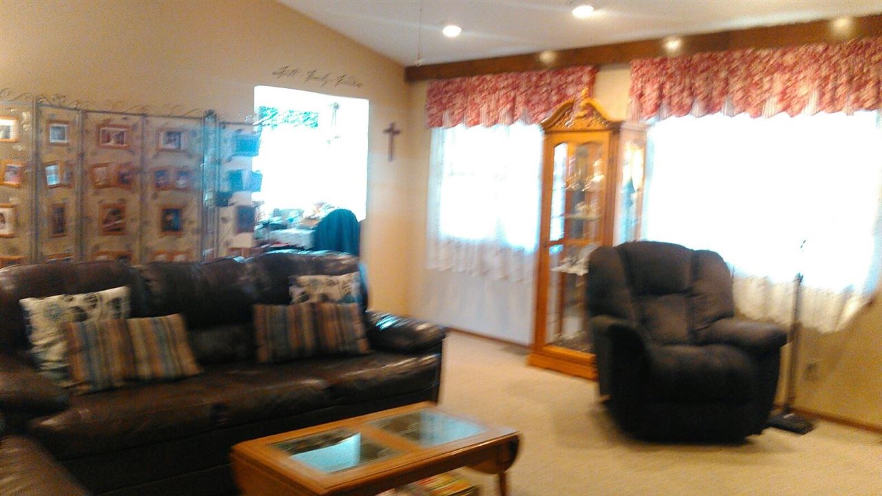 10 Cottonwood Ct, Washington, IN 47501 photo 5