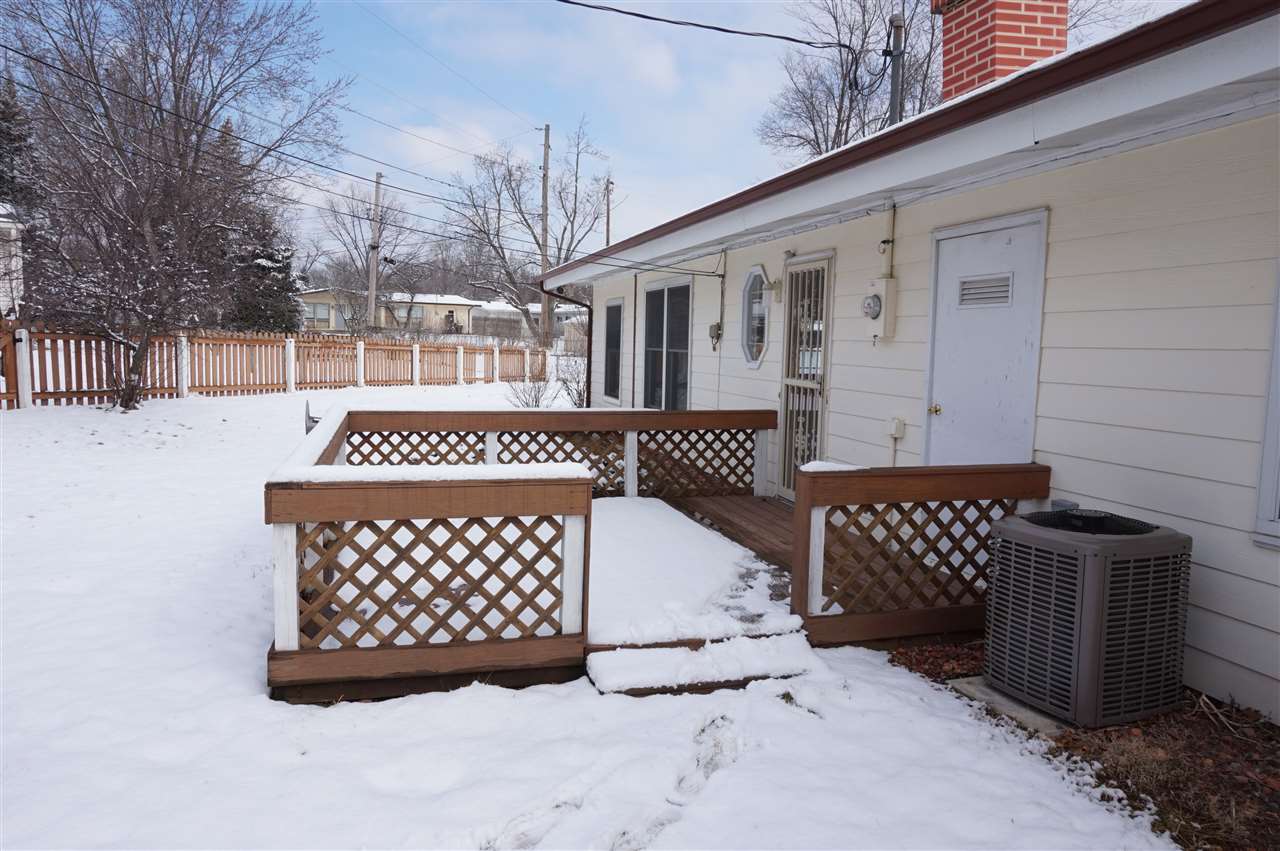 222 W Crown Ln, Fort Wayne, IN 46807 photo 9