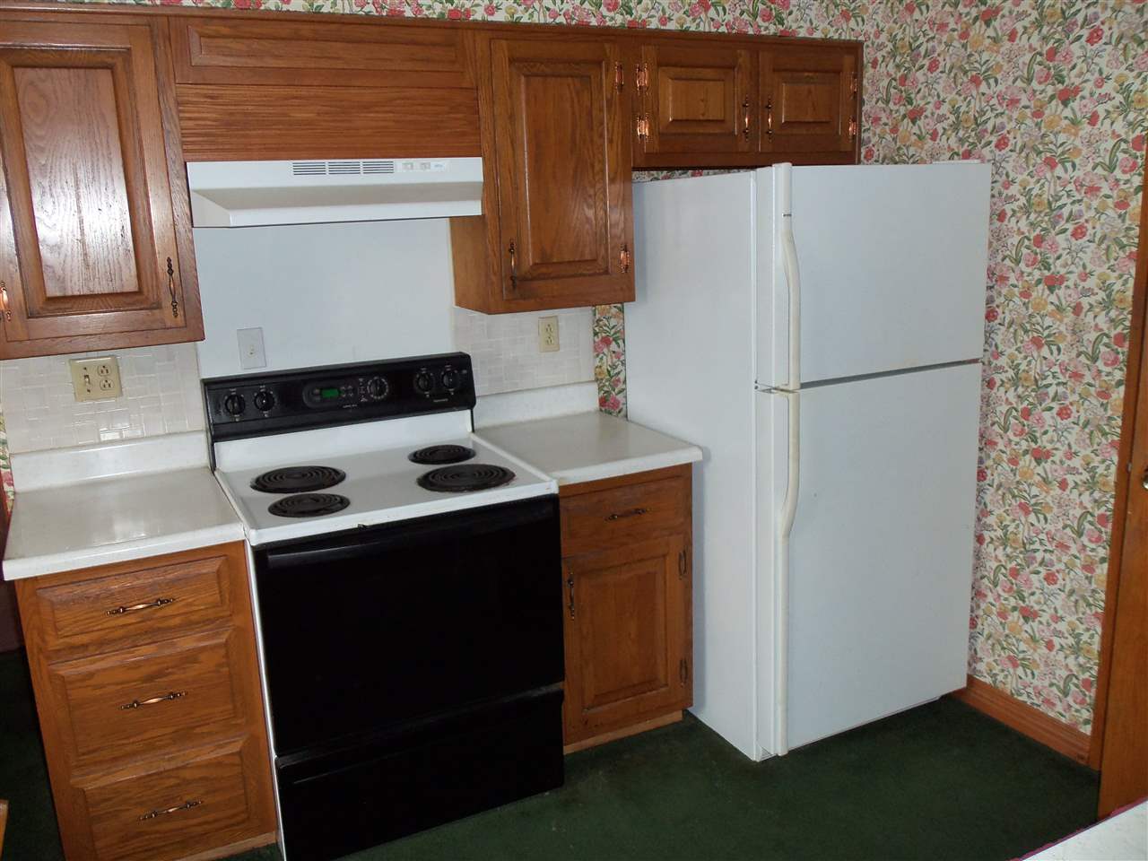 606 S Harrison, Garrett, IN 46738 photo 7