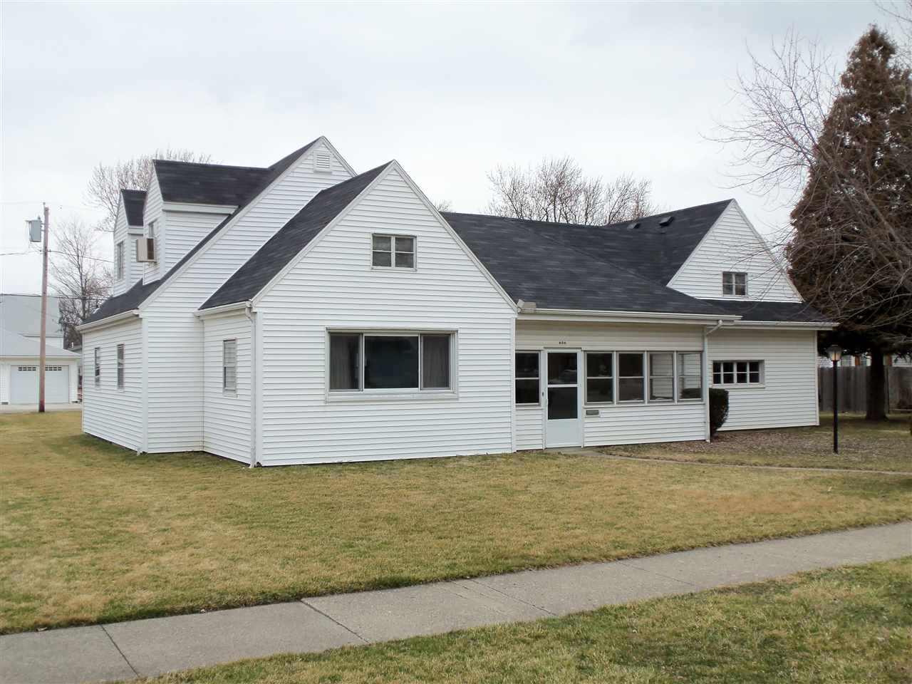 606 S Harrison, Garrett, IN 46738 photo 1